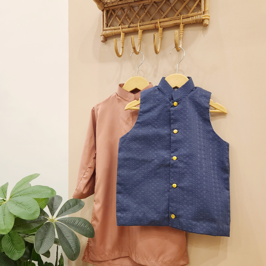 Textured Midnight Blue Waistcoat and Pink Kurta with Trouser