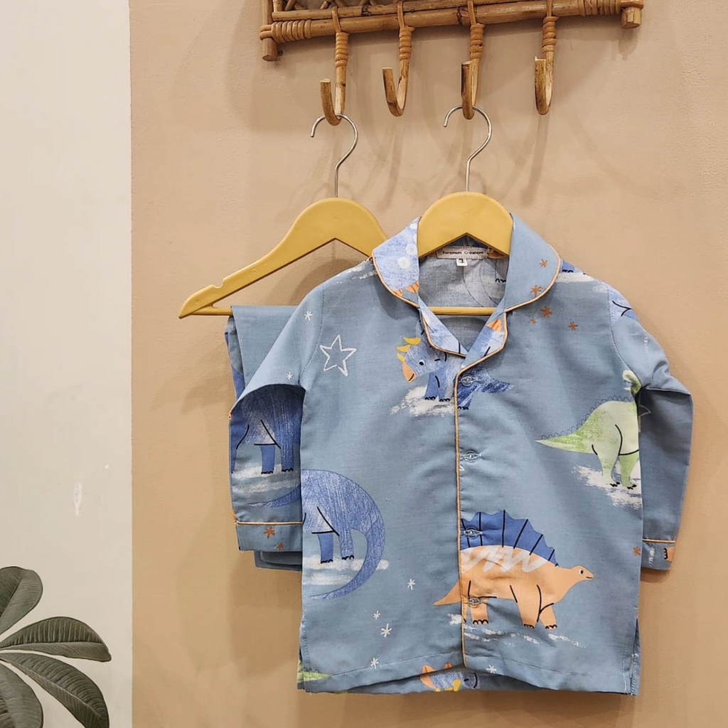 Dino Explorer