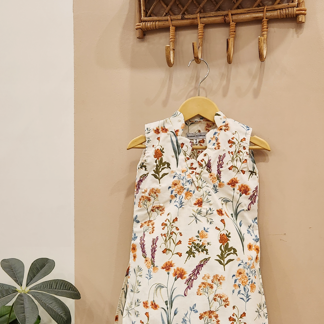 Daytime Gardenia Kurti with White Trouser