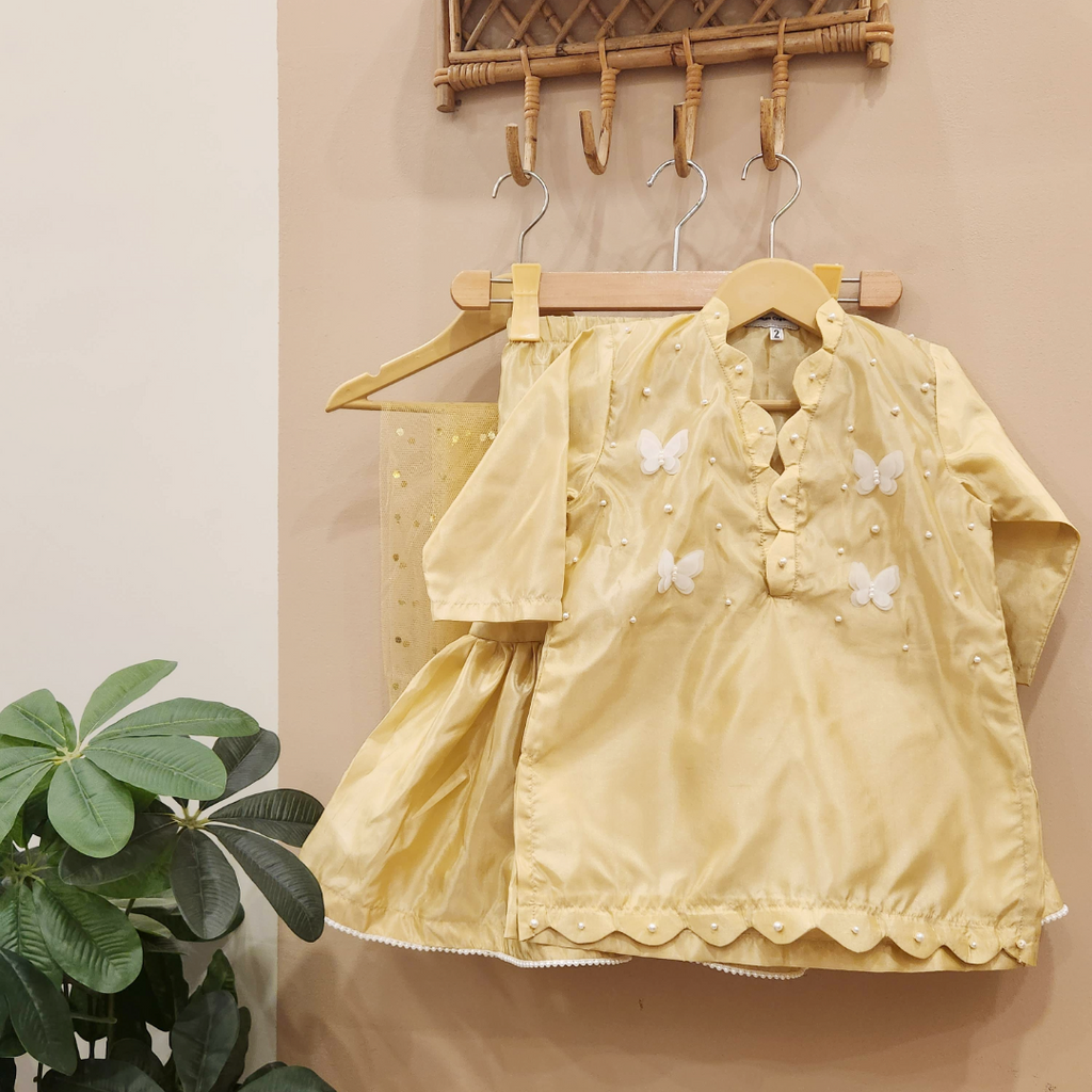 Luxe Gold Silk Butterflies Set